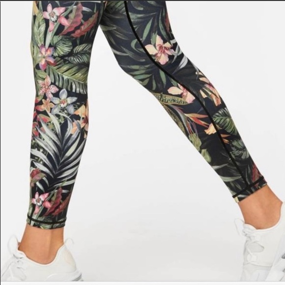 STRONGER set  Vietnam Jungle Floral Print Active - Picture 9 of 14